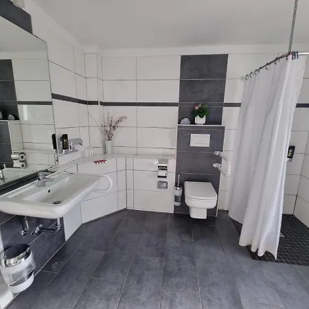 Hotel Forsthaus-ferienhotel Am Dobrock 3*